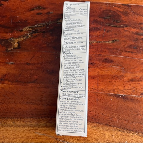 IT Cosmetics CC+ Nude Glow Lightweight Foundation Glow Serum SPF 40 Niacinamide - Picture 4 of 5